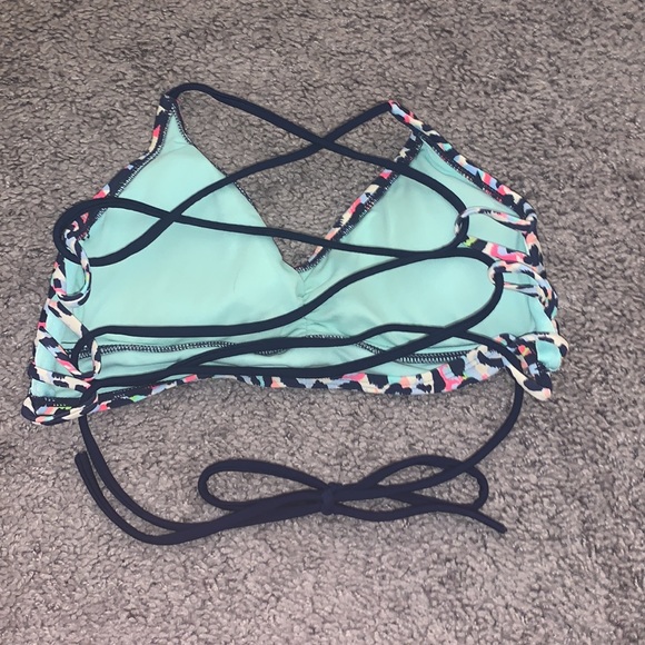 Target strappy swimsuit top - Picture 2 of 2